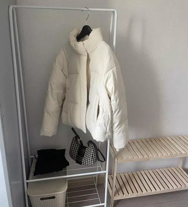 [네이버브랜드스토어 리뷰] 딸 원룸에 사용하는데 이뿌고  사이즈도 적당해 좋아요~~^^