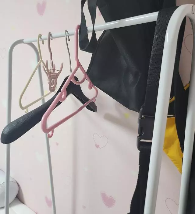 [네이버브랜드스토어 리뷰] 너무좋아요. 옷도 많이걸립나다