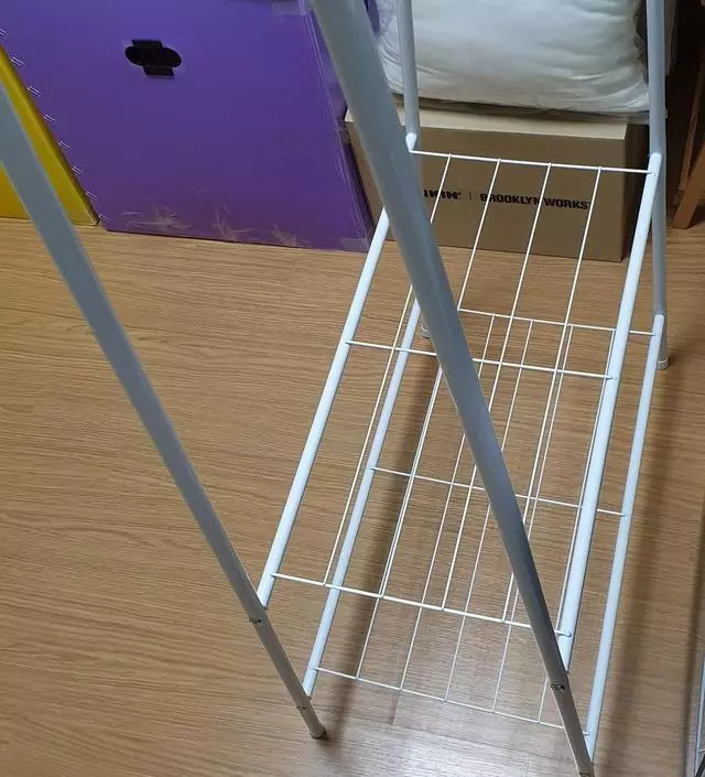 [네이버브랜드스토어 리뷰] 튼튼하고 밑에도 수납할수있어서 좋아요