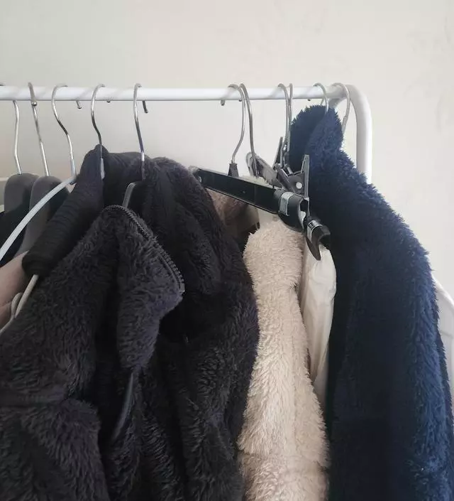 [네이버브랜드스토어 리뷰] 슬림해서. 여기저기 이동편하고좁은수납공간에 정말 딱이에요:)