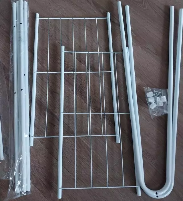 [네이버브랜드스토어 리뷰] 좀 약합니다. 가격만큼 하는거 같아요. 튼튼한걸 원하는분은 생각해보셔야 할듯~