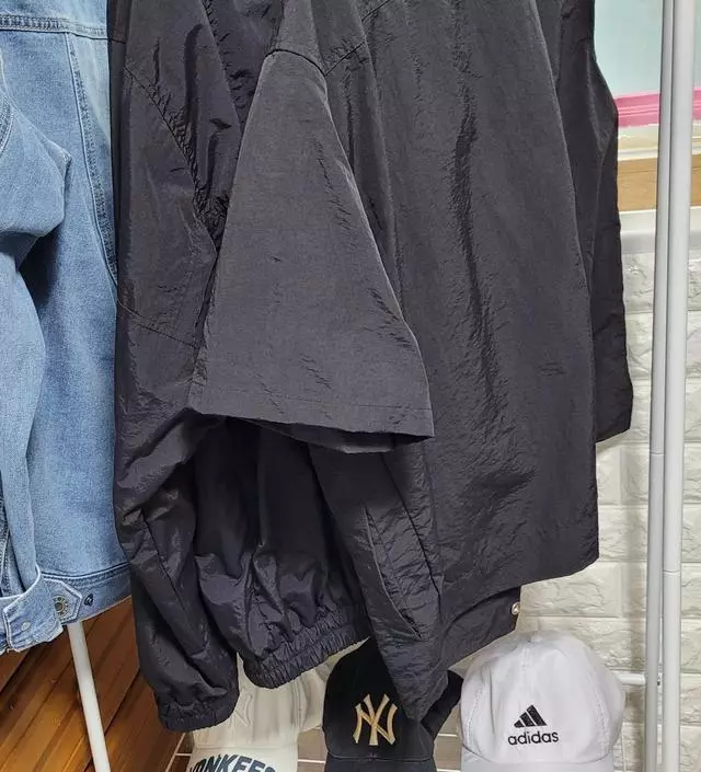 [네이버브랜드스토어 리뷰] 가격 할인 받고 저렴하게 구매 후 배송도 빨랐으며
