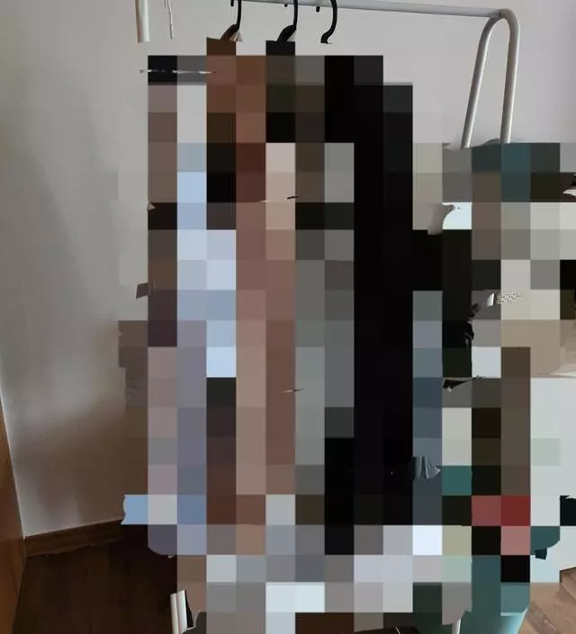 [네이버브랜드스토어 리뷰] 흔들거려 안정감은 없지만 깔끔하고 좋아요