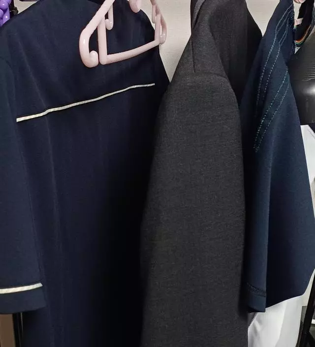 [네이버브랜드스토어 리뷰] 아들 교복하고 바로입는 옷 걸을 용도로 구매하였는데 만족하며 잘 걸고 있어요