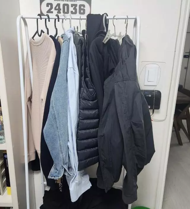 [네이버브랜드스토어 리뷰] 아들방 옷들 정리할겸 이용중인데 공간도 적게 차지하고 정리도 잘되어 만족하면서 사용