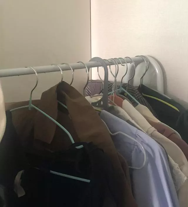 [네이버브랜드스토어 리뷰] 아래에 수납공간이 있어서 더 마음에 들어요