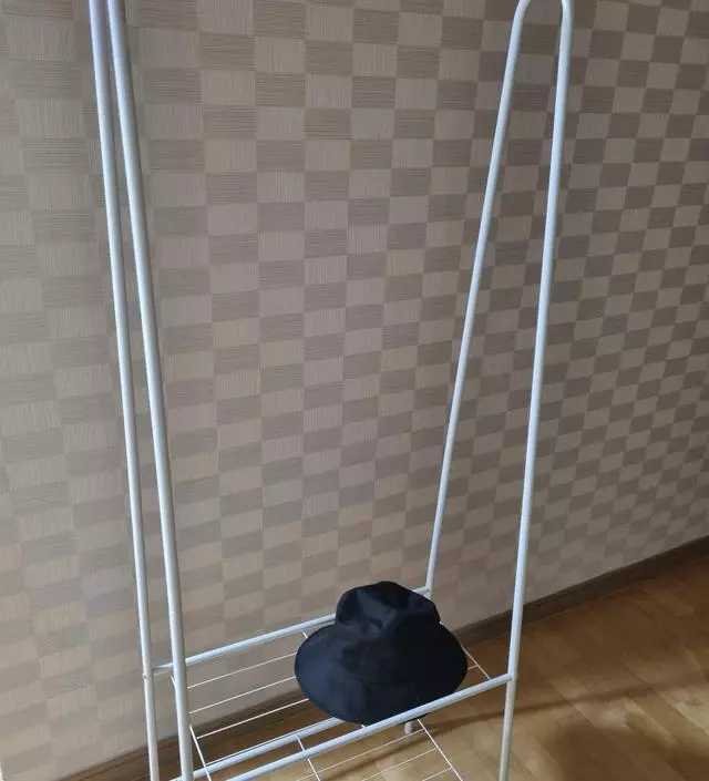 [네이버브랜드스토어 리뷰] 밤에 주문했는데 다음날 바로 문앞에 있어서 놀랬어요. 저렴하게 잘 산 것 같아요. 간이