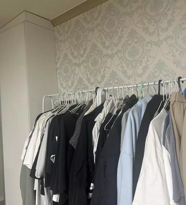 [네이버브랜드스토어 리뷰] 튼튼하고 옷 많이 걸어도 안 무너져용