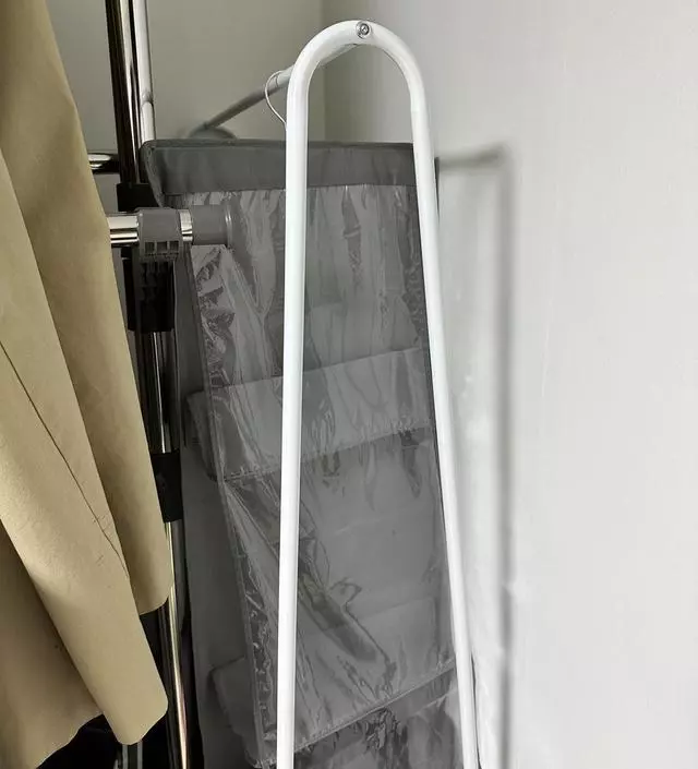 [네이버브랜드스토어 리뷰] 크기가 딱 좋아서 구석에서 잘 사용중입니다