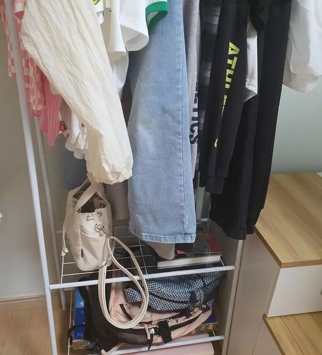 [네이버브랜드스토어 리뷰] 애들방에 하나씩 넣어줬는데 좋아하네요! 가격대비 가성비 굳!!