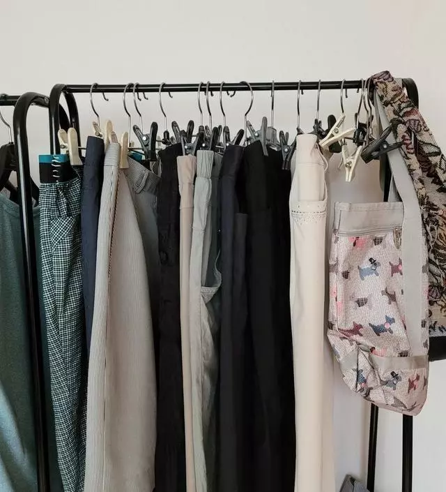 [네이버브랜드스토어 리뷰] 옷과 가방 등 간단하게 수납하기 좋아요.