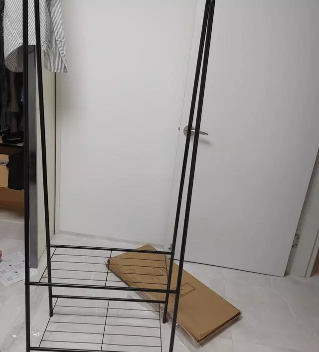 [네이버브랜드스토어 리뷰] 약간 흔들리긴 하지만
