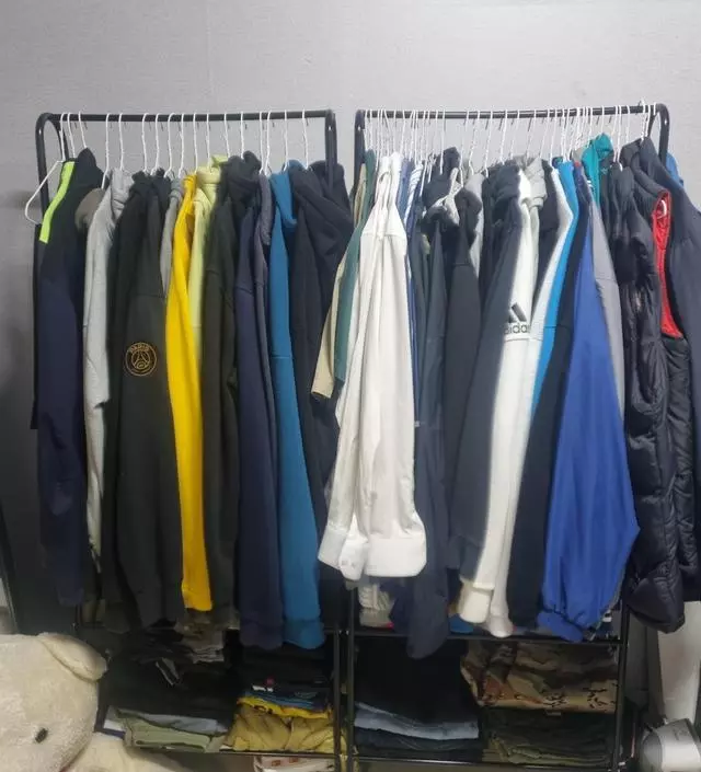 [네이버브랜드스토어 리뷰] 가성비 짱이예요 밑에 청바지 둘 수 있어서 좋아요