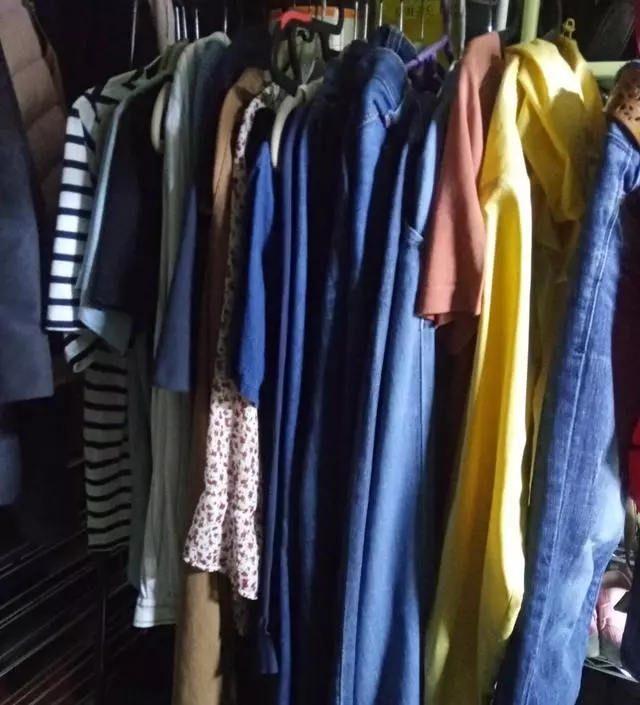 [네이버브랜드스토어 리뷰] 이렇게 많이 걸어도 끄떡없는데다 자리를 잡지못하고 돌아 댕기던 모자들도 제자리를 찾