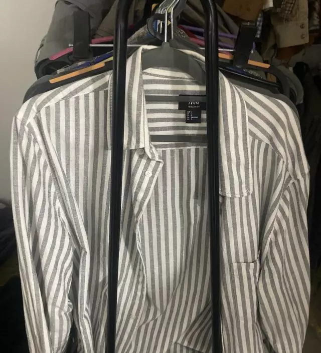 [네이버브랜드스토어 리뷰] 튼튼해서 옷 엄청 걸어도 문제없고 잘 사용하고 있습니다.