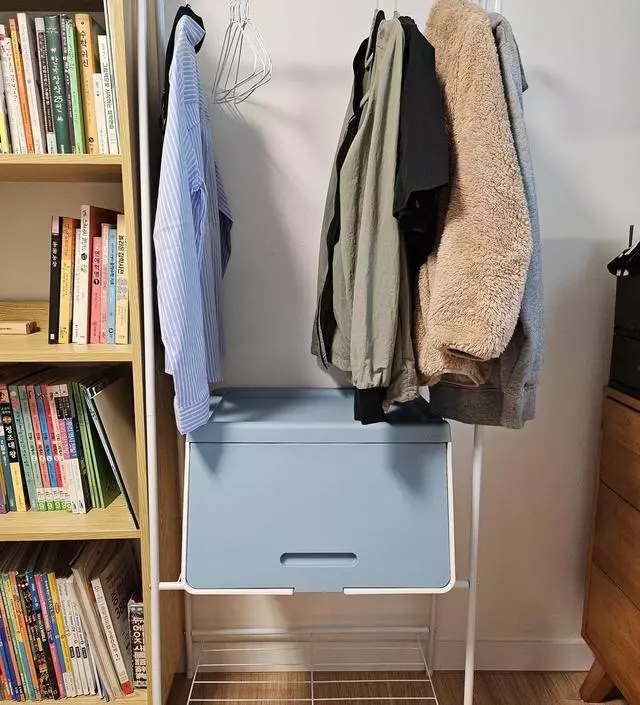 [네이버브랜드스토어 리뷰] 중학생 큰 애 세탁한 교복을 걸어둘 곳이 마땅치 않아서 방은 좁은데 뭐 없을까 하다 발