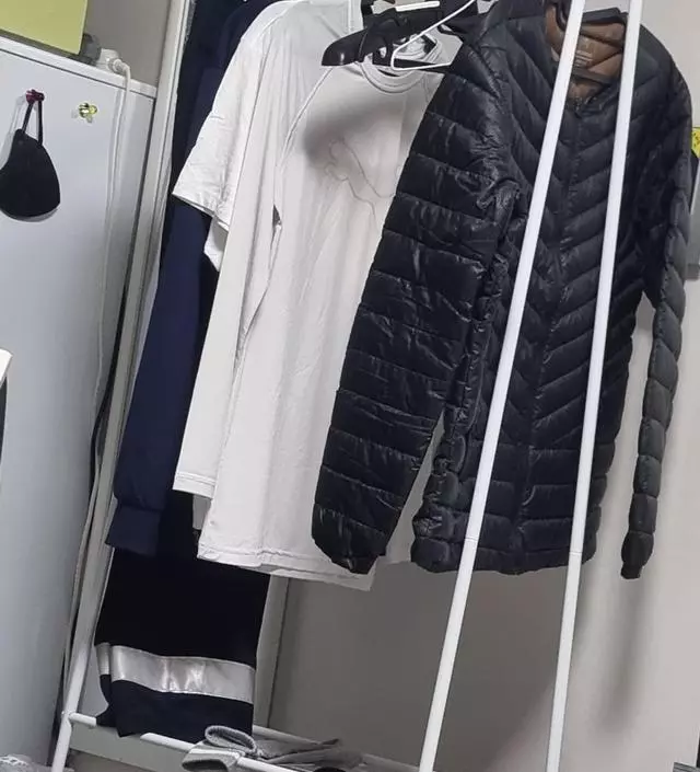 [네이버브랜드스토어 리뷰] 사이즈도 좋구요. 보기보다 견고하네요. 급하게 필요해서 구매했는데 마음에 들어요. 잘