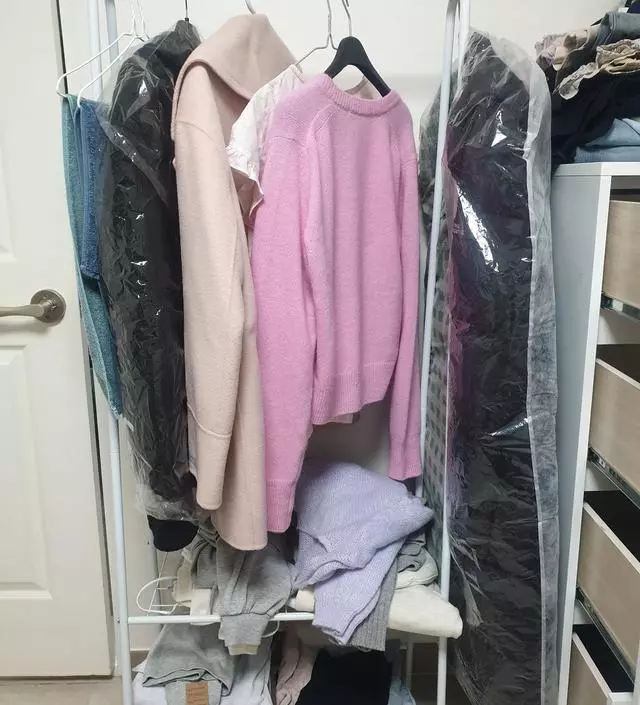 [네이버브랜드스토어 리뷰] 조립하기 쉽고 공간많이 차지하지않아서 좋습니다
