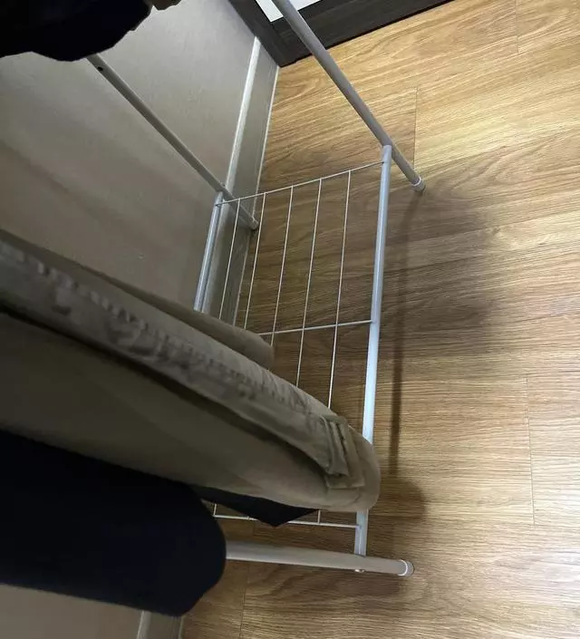 [네이버브랜드스토어 리뷰] 잠옷 걸기에도 좋고 가볍에 이것 저것 걸수있써서 좋아요! 밑에 수납 2단 다 연결안하면