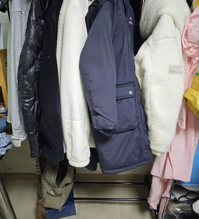 [네이버브랜드스토어 리뷰] 저렴한가격에  자투리공간에  요긴하게 사용중이에요ㅎㅎ