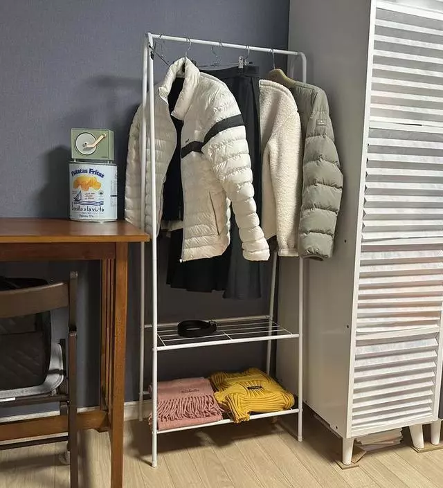 [네이버브랜드스토어 리뷰] 생가보다 견고하고 가성비 너무 좋습니다.! 크기도 제방에는 딱 좋네요