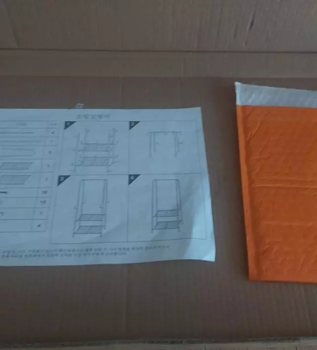 [네이버브랜드스토어 리뷰] 생각보다 작다싶었는데 사이즈 그대로예요
