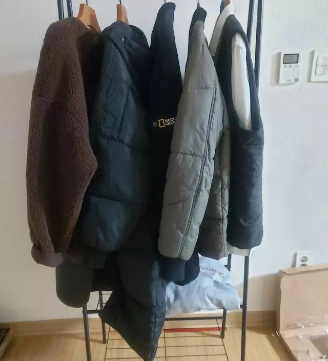 [네이버브랜드스토어 리뷰] 생각보다 작다싶었는데 사이즈 그대로예요
