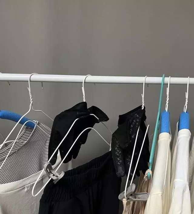 [네이버브랜드스토어 리뷰] 제습기를 아래에 두고 겨울철 빨래 말리기에 좋아요~