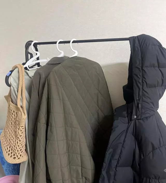 [네이버브랜드스토어 리뷰] 좋아요 옷 넉넉하게 걸어도 튼튼해요