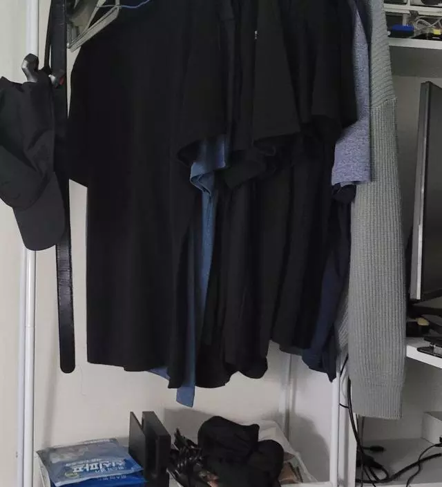 [네이버브랜드스토어 리뷰] 균형이 조금 안맞는 것 같긴한데 이 가격에 이 퀄리티면 최고입니다