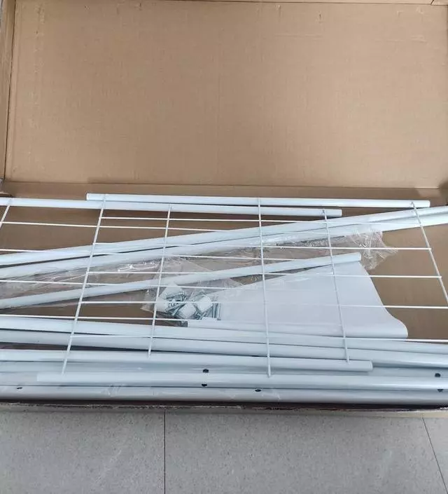 [네이버브랜드스토어 리뷰] 딸아이 방이 매번 말해도 잔소리 되고 정리가 안되는게 옷 걸수 있는 헹거가 없어서 인