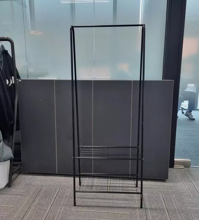 [네이버브랜드스토어 리뷰] 설치 수월했습니다~ 생각보다 튼튼해서 좋아요!! 감사합니다 !