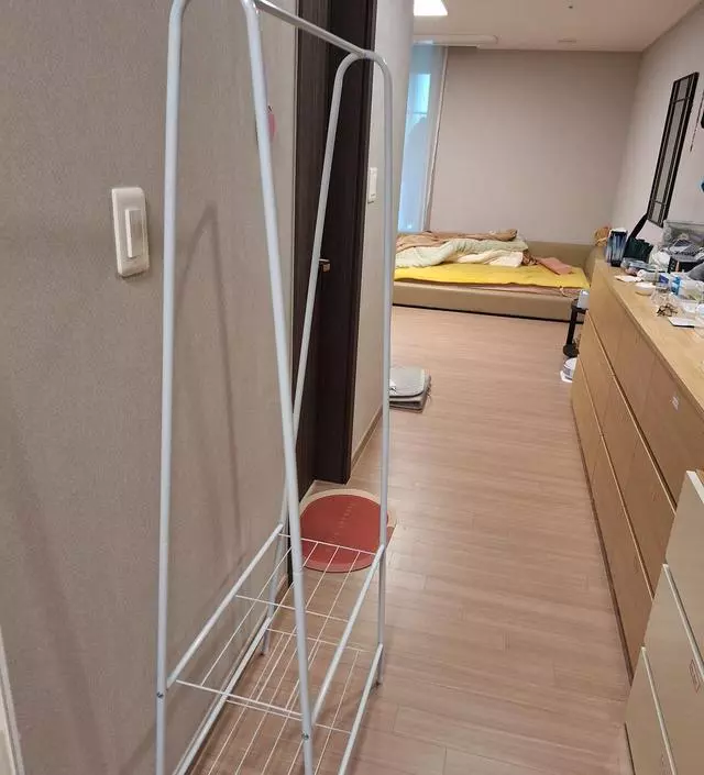 [네이버브랜드스토어 리뷰] 가격대비 실용적이고 조립하기 약간 어려워요