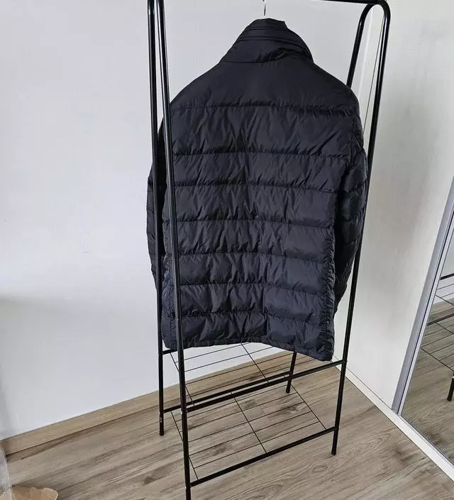 [네이버브랜드스토어 리뷰] 가성비 좋습니다. 조립시 필요한 투명 패킹은 부품은 수량이 부족 했어요.