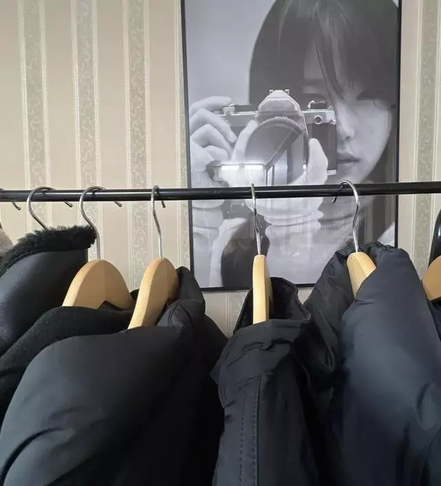 [네이버브랜드스토어 리뷰] 이것만 씁니다 편해요 간편해요 좋아요 블랙이라 깔끔!