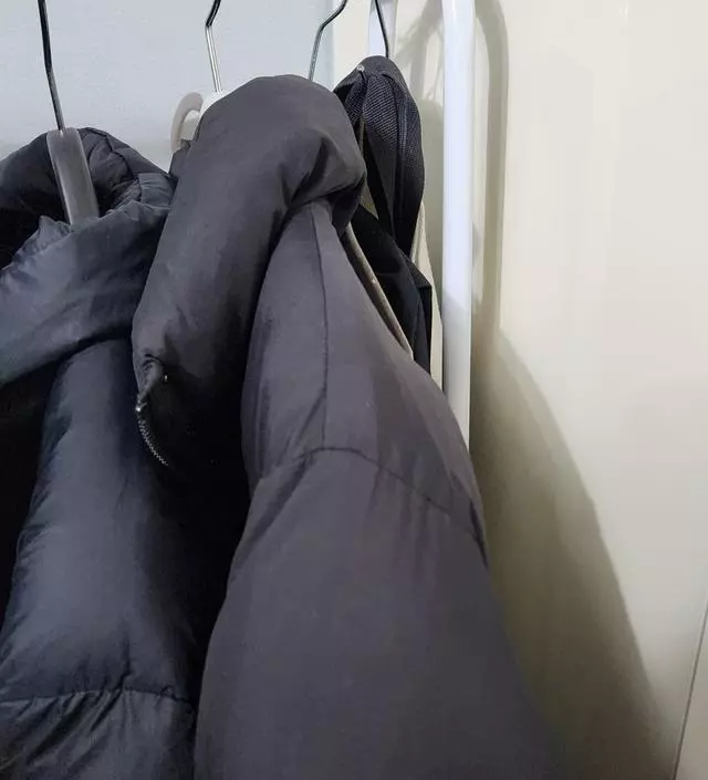 [네이버브랜드스토어 리뷰] 겨울 외투,패딩~자주 입는 옷 걸어두기 너무 괜찮아요~아래칸도 꽤 수납이 되고~가성비