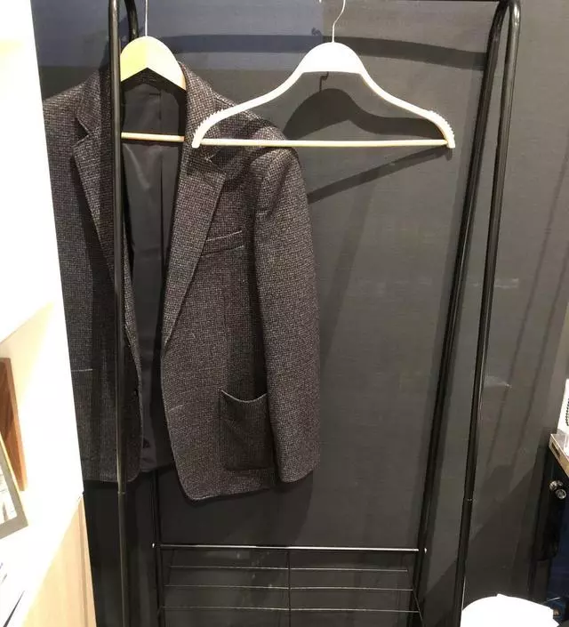 [네이버브랜드스토어 리뷰] 생각보다 튼튼하고 견고해요. 예쁘구요.