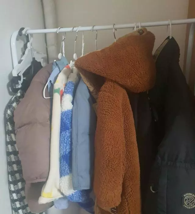 [네이버브랜드스토어 리뷰] 기존에 틈새공간 행거가 수명이 다해서
