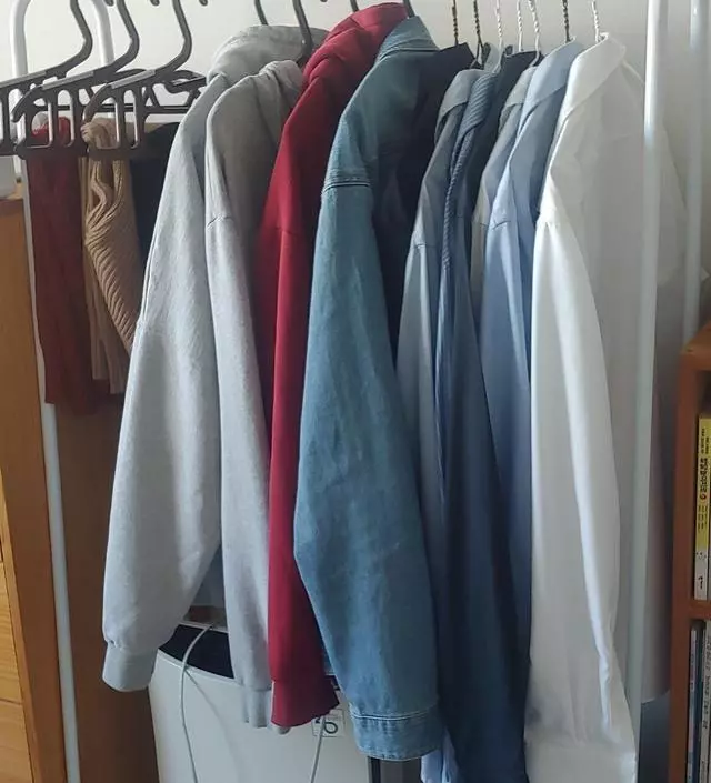 [네이버브랜드스토어 리뷰] 인테리어도 좋고 키가 커서 코드도 잘ㅈ걸ㅈ려요