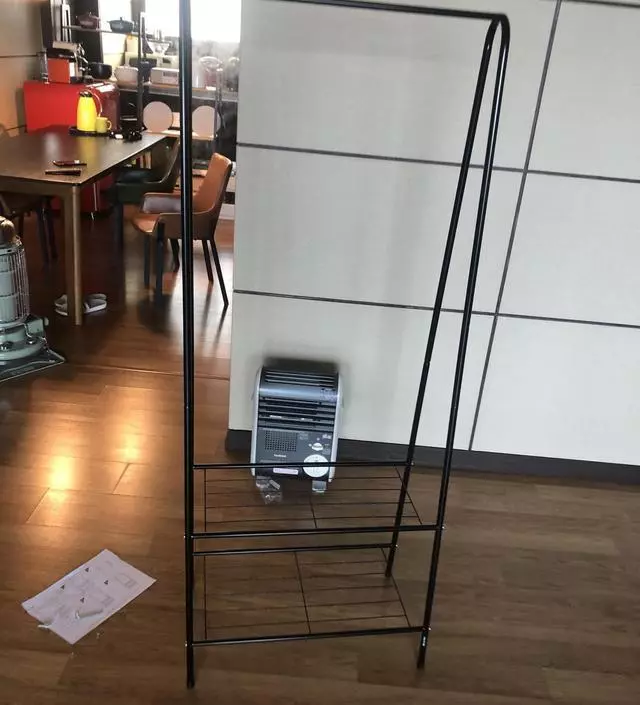 [네이버브랜드스토어 리뷰] 운동 다녀와서 운동복 옷장에 걸기엔 그렇고해서 사봤는데 가격도 저렴하고 좋은데요
