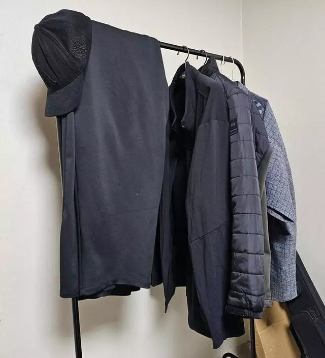 [네이버브랜드스토어 리뷰] 약해보이고 작아보이지만 웬만한 옷들과
