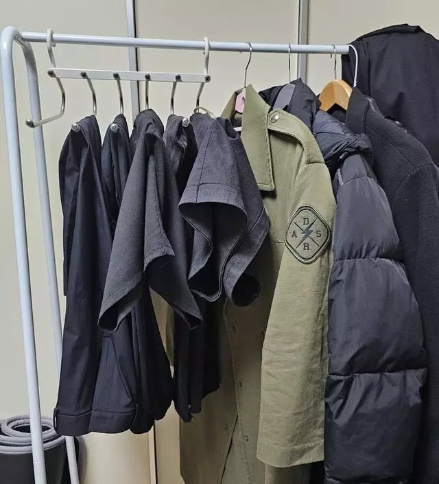 [네이버브랜드스토어 리뷰] 드레스룸 공간이 조금 부족해서 샀는데
