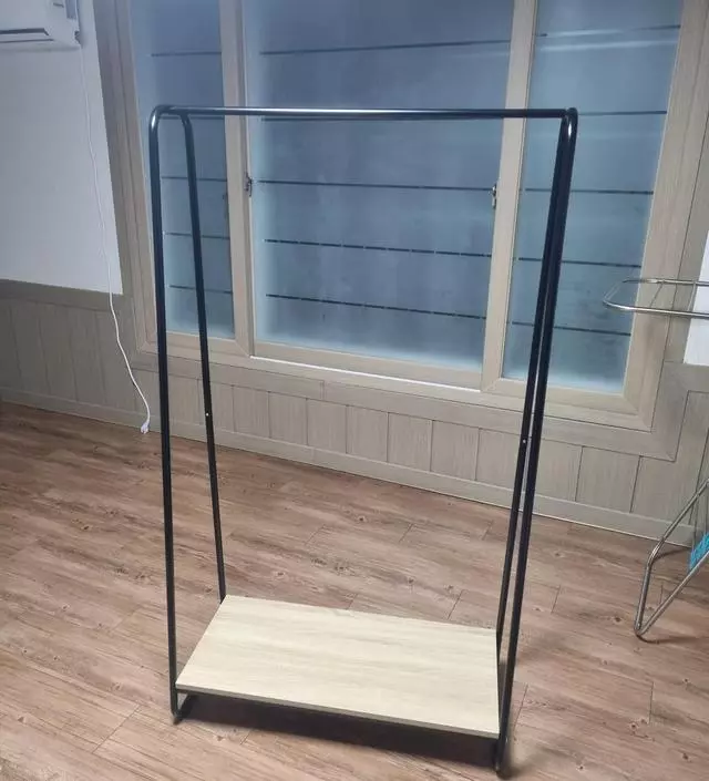 [네이버브랜드스토어 리뷰] 끝이 조금 찌그러져있러서 펴면서 넣느라 좀 힘들었네요.
