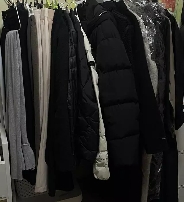 [네이버브랜드스토어 리뷰] 배송 진짜빠르고 똥손인 저도 금방 조립했어요!!
