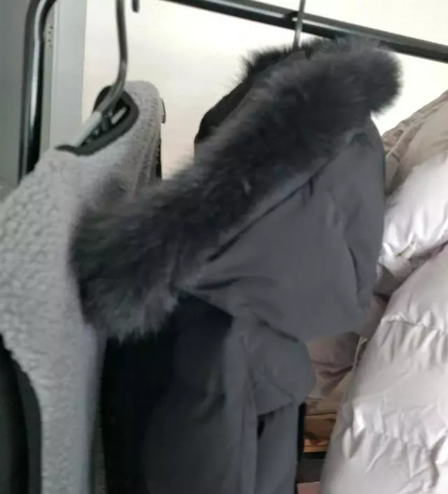 [네이버브랜드스토어 리뷰] 겨울옷 걸어 놓기 좋아요