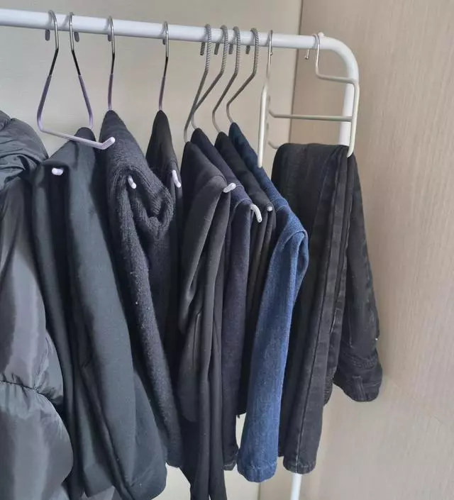 [네이버브랜드스토어 리뷰] 가격대비 훌륭하네요 약해보여서 바지만걸었어요