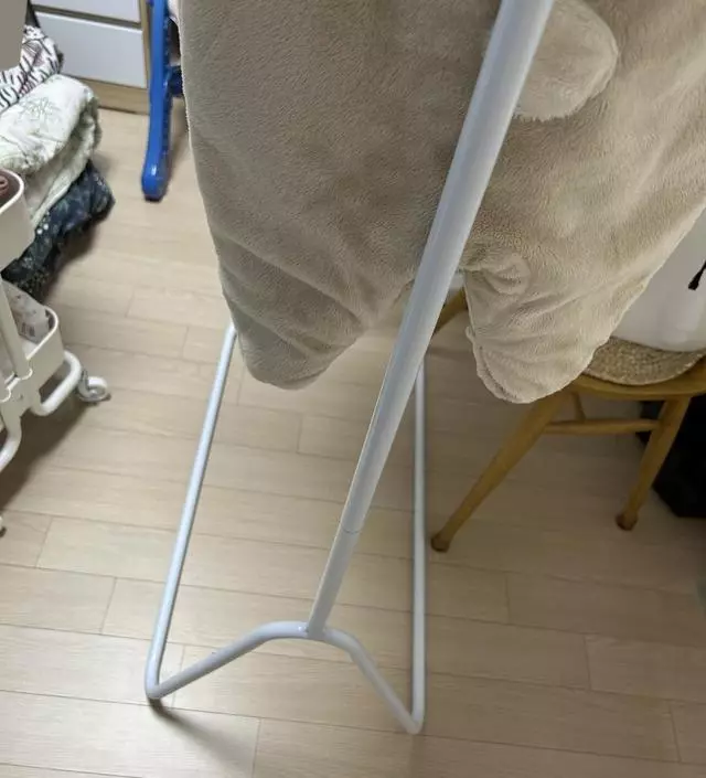 [네이버브랜드스토어 리뷰] 아이 옷 걸려고 구매했는데 괜찮네요 만족합니다