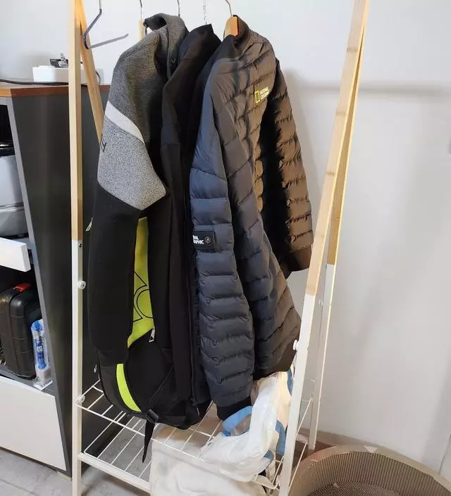 [네이버브랜드스토어 리뷰] 이것저것 걸기에도 좋고 2단수납이라 가방놓기 딱이에요