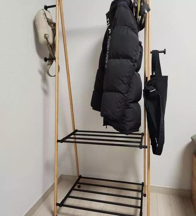 [네이버브랜드스토어 리뷰] 아이방에 설치했어요~~겉옷,가방걸이로 딱이네요♡