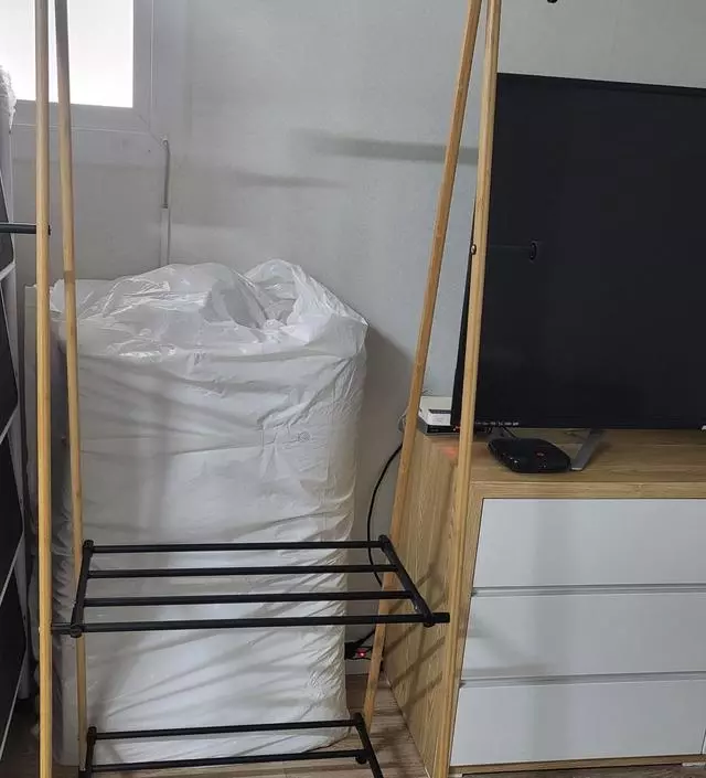 [네이버브랜드스토어 리뷰] 신혼부부입니다 한칸 작은방에 손님이 오셨을때 간단한 옷이나 소지품을 둘때가 없어 작